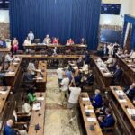Município de Messina: confronto Basile-oposição após confronto no Conselho