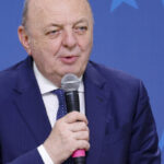 Querida energia, a Itália está ansiosa. Ministro Pichetto: «Pronto para avançar com o gás mesmo sem a luz verde da UE»
