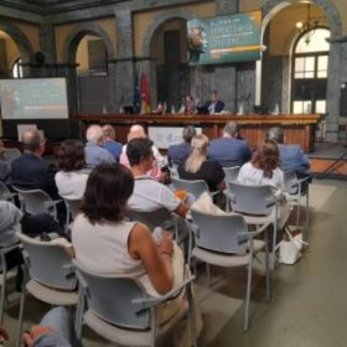 Conferência em Messina