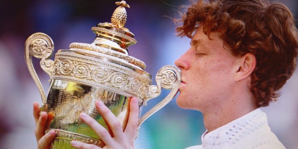 Tênis, ATP: Sinner continua no topo, Shelton n. 4, Djokovic fora dos dez primeiros