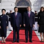 Trump dá as boas-vindas a Xi na Casa Branca: “Uma grande amizade”. O líder chinês: juntos “por um caminho seguro para o futuro”