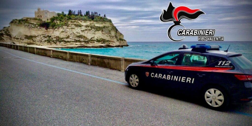 Quatro prisões por drogas, maus tratos e exploração laboral na área de Vibo. Matrícula modificada... com marcador em Tropea