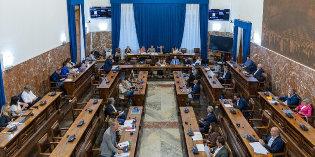 Município de Messina, o orçamento de 2025 no fim da linha: o comissário regional Palazzo Zanca