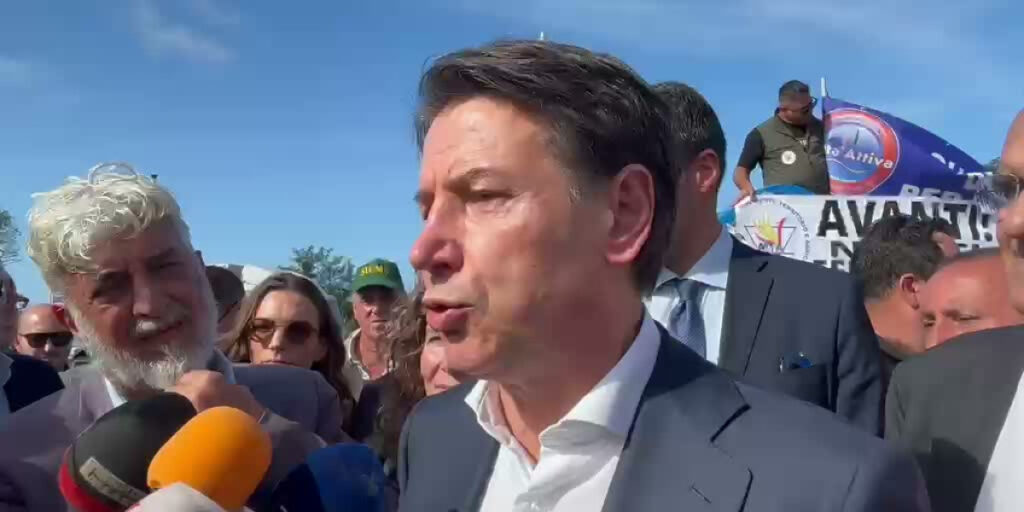 O convite de Conte ao Governo: envolver-se com os cidadãos. Os recursos são encontrados tributando os lucros extras do VÍDEO