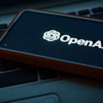 OpenAI, um funcionário preso: acusado de colocar um gravador