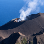 Stromboli, novo transbordamento de lava da cratera Norte no Sciara del Fuoco